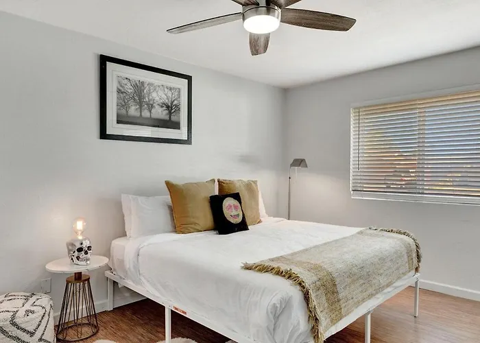 Poinsettia Holiday home *