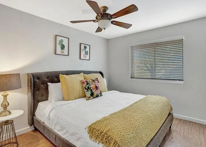 Poinsettia Holiday home *